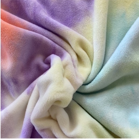 Tie Dye 2 Piece Fleece Lounge Set - Picture 8 of 9